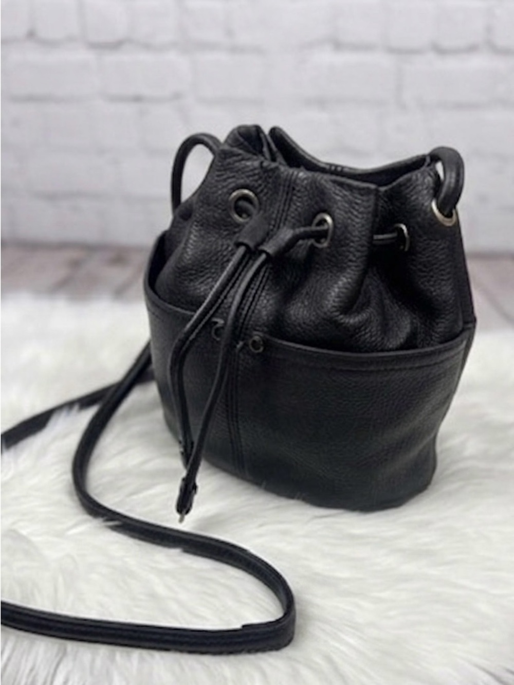 Tignanello Black Pebbled Leather bucket bag Drawstring Crossbody